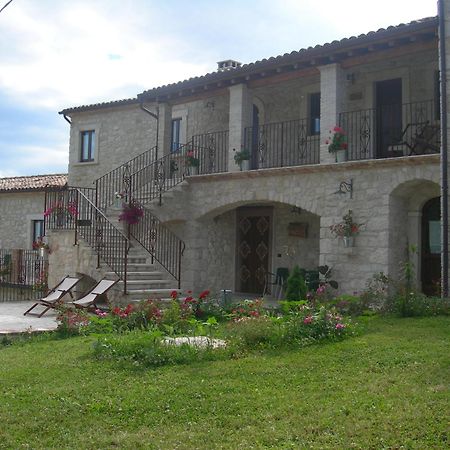 Agriturismo Borgo San Martino Abbateggio Экстерьер фото