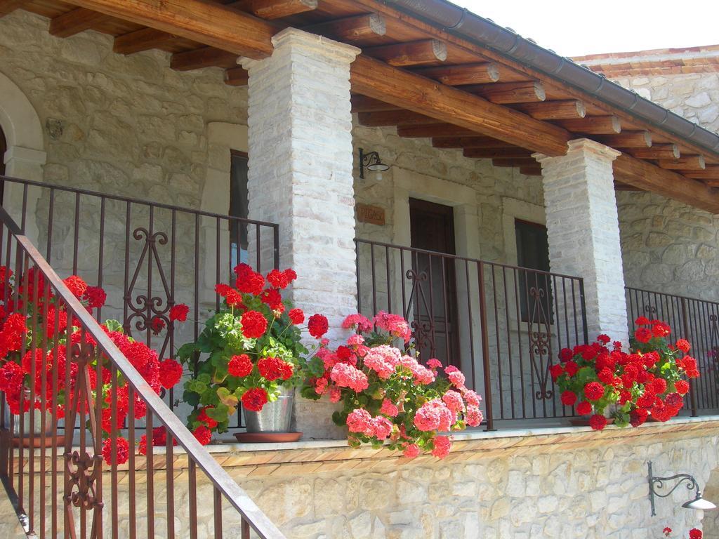 Agriturismo Borgo San Martino Abbateggio Номер фото