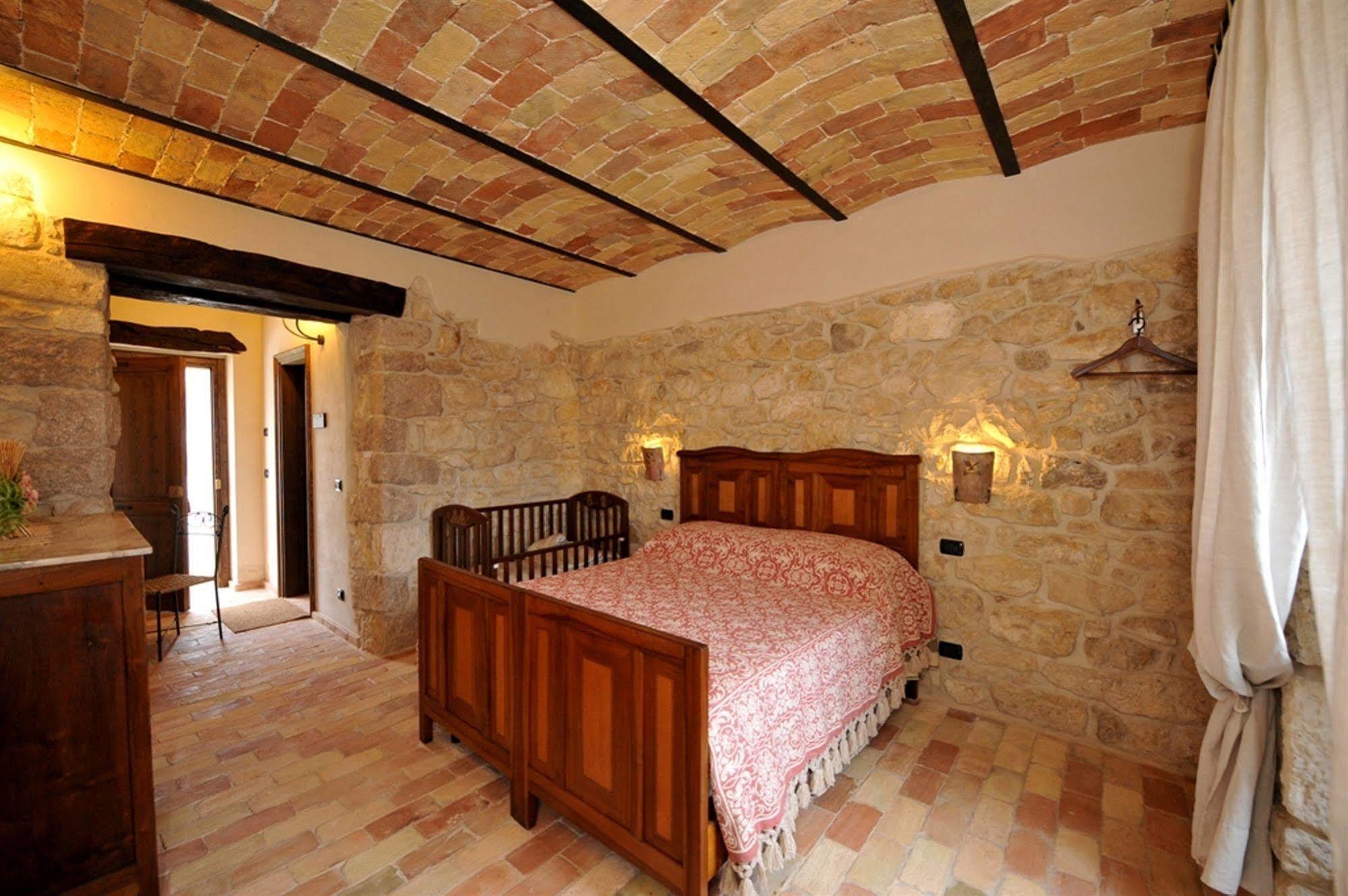 Agriturismo Borgo San Martino Abbateggio Экстерьер фото